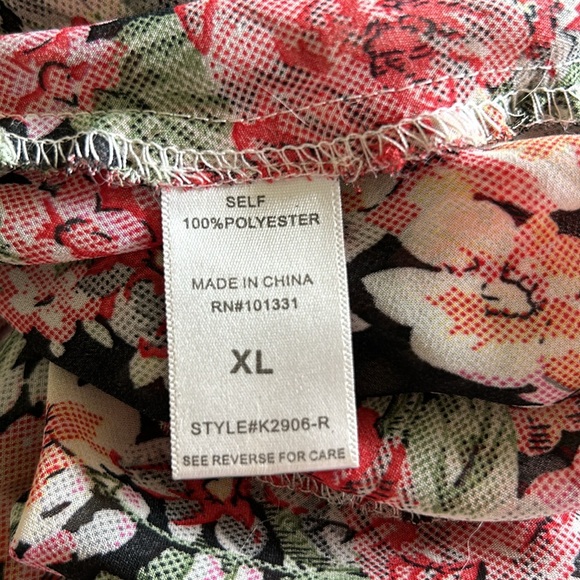 Charlotte Russe size XL Floral Long Sleeve Blouse - Picture 5 of 6